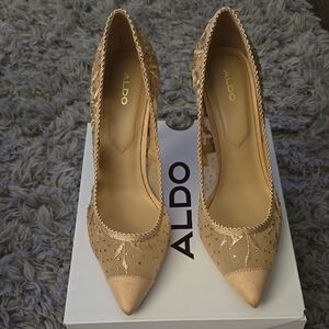 Aldo Beige Lace Pointed Toe Heels